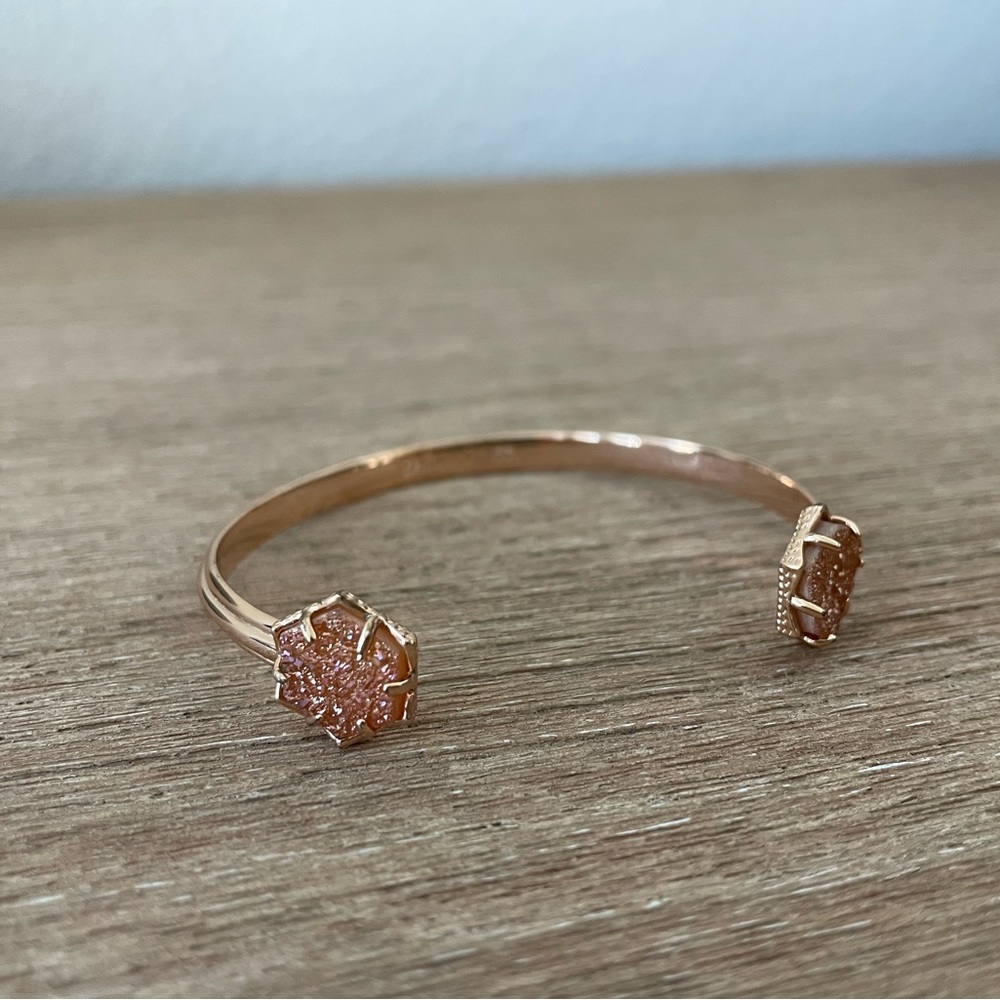 Kendra Scott bracelet